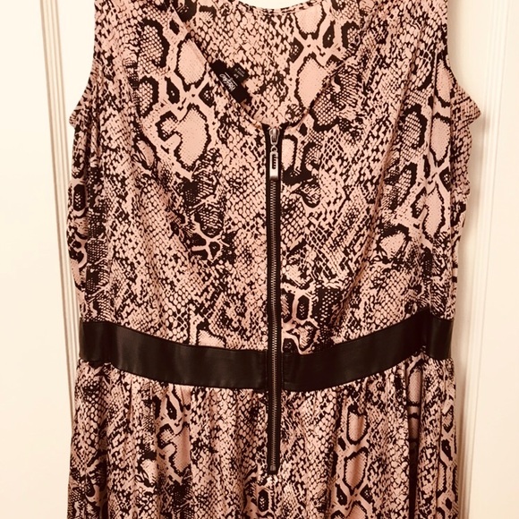 Mossimo snakeskin dress - Picture 4 of 5